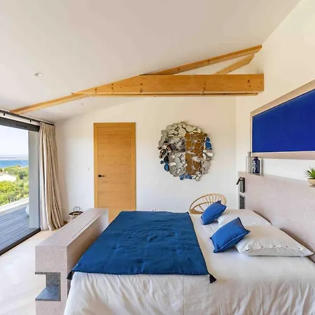 Palma Giens - Vue Panoramique -piscine Chauffee Mai A Septembre- 4 -garage Villa *