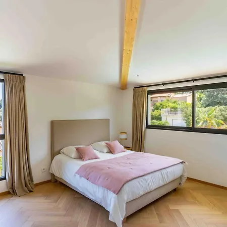 Palma Giens - Vue Panoramique -piscine Chauffee Mai A Septembre- 4 -garage Вилла Йер