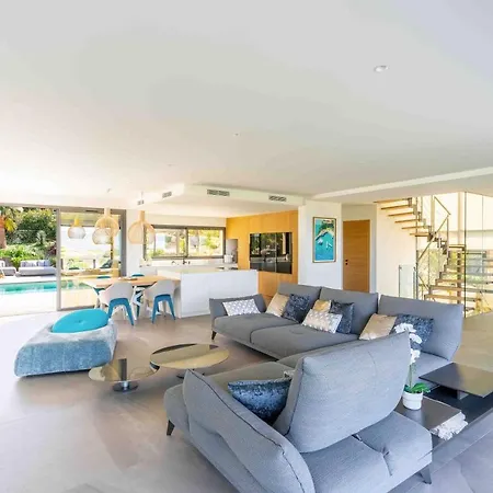 Villa Palma Giens - Vue Panoramique -piscine Chauffee Mai A Septembre- 4 -garage Hyères